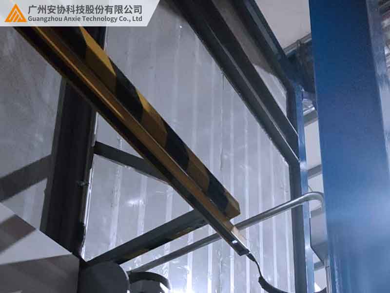 单边光栅的免对射安装与自适应调节功能