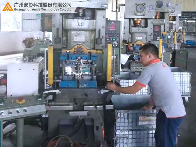 安全光栅防护等级与安全标准解读