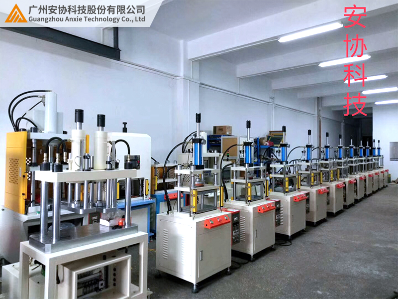 安全光栅级联控制多面防护方案