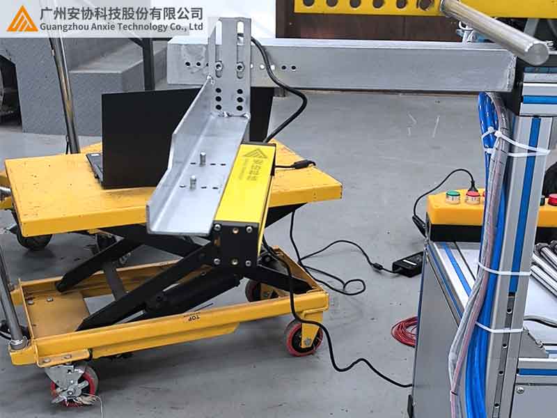 单边光栅在AGV无人搬运系统的应用