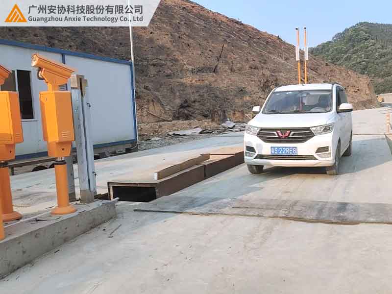 单边光栅户外抗干扰作用详解