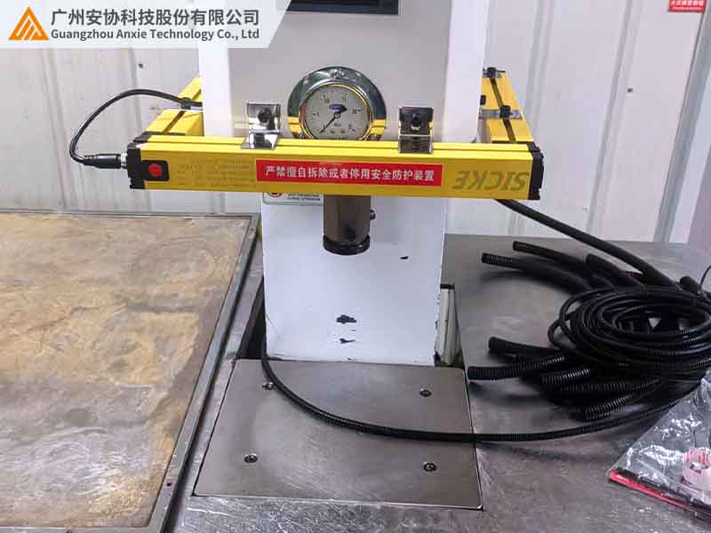 单边安全光栅适合安装在什么地方