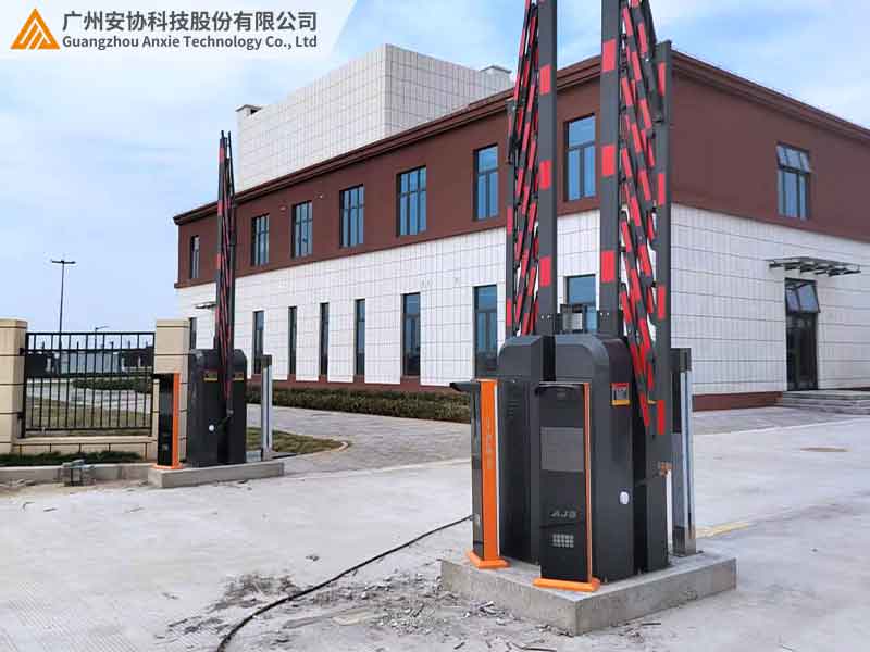 栅栏升降杆安全光栅防护