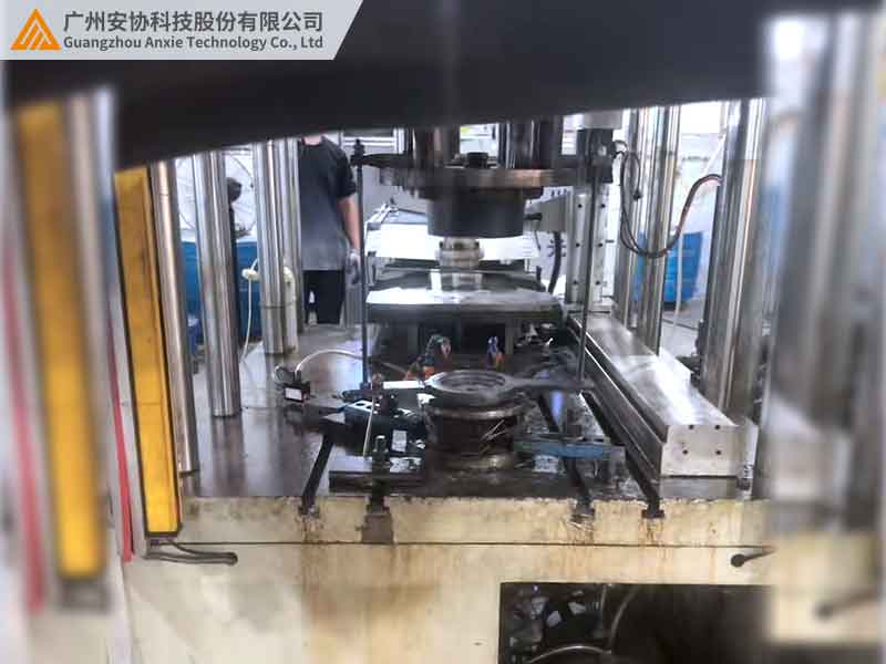 安全光栅用在冲压设备的光轴间距多少合适